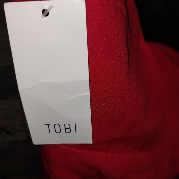 Tobi Red NWT halter dress, scalloped hem and side trim size xl - Picture 8 of 12